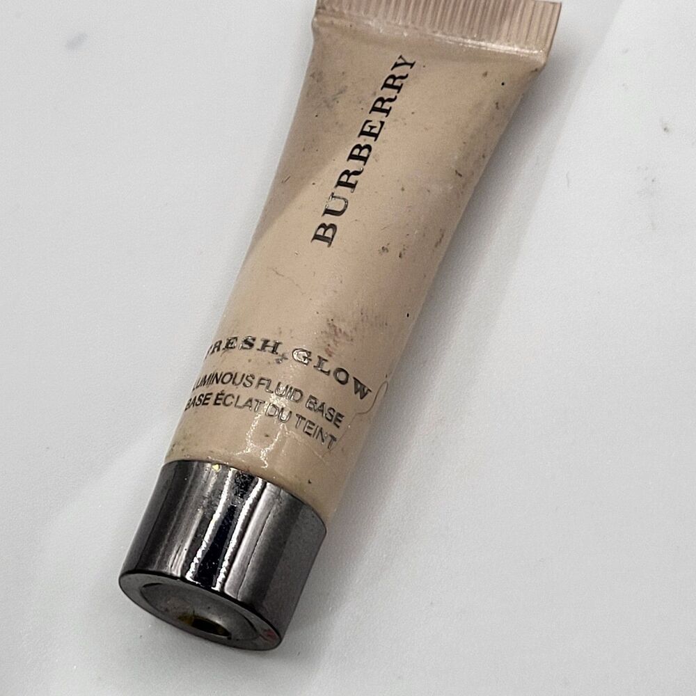Burberry FRESH GLOW LUMINOUS FLUID BASE Primer Highlighter NUDE RADIANCE .40 oz